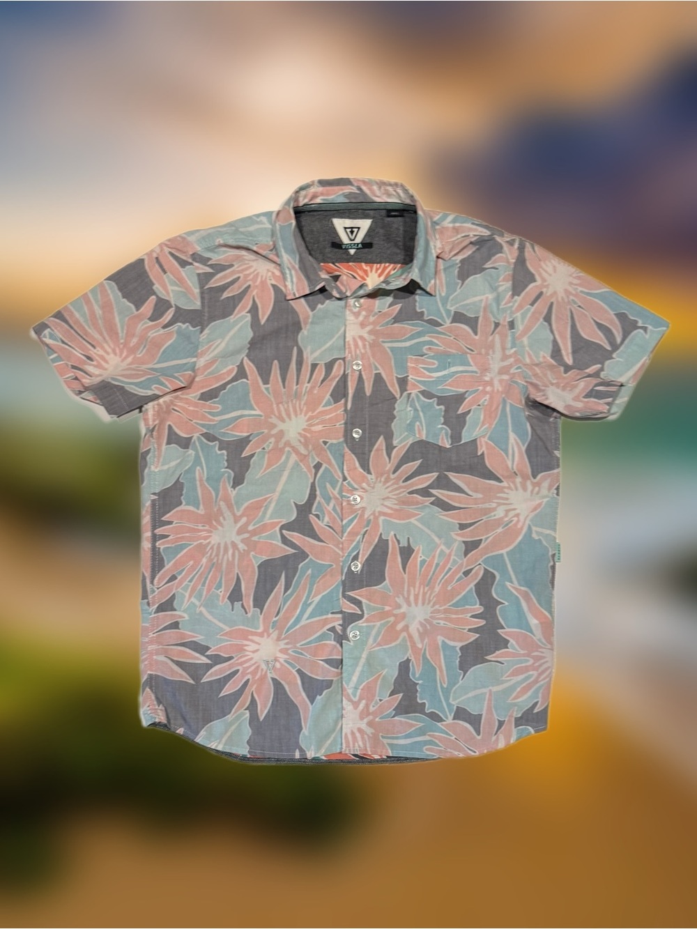 VISSLA Men’s Size Small Blue Pink Gray Floral Hawaiian Cotton Button-Up